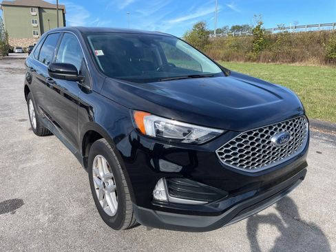 Certified 2023 Ford Edge SEL w/ Convenience Package image 3