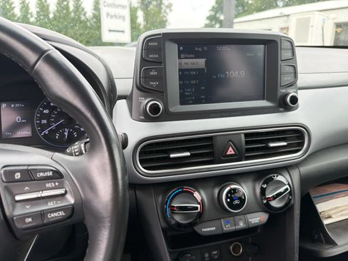 Used 2019 Hyundai Kona SEL AWD/4WD image 5