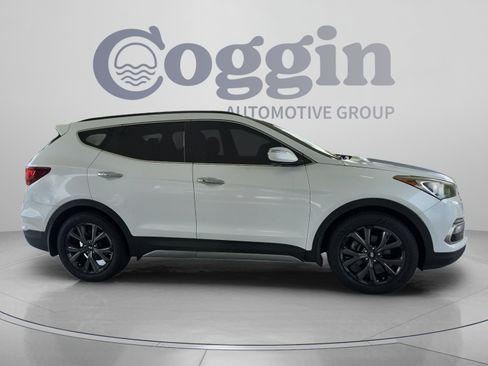 Used 2017 Hyundai Santa Fe Sport FWD image 6