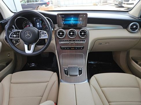 Used 2022 Mercedes-Benz GLC 300 image 22