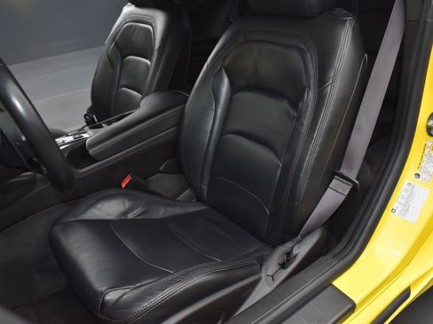 Used 2016 Chevrolet Camaro LT w/ RS Package image 20