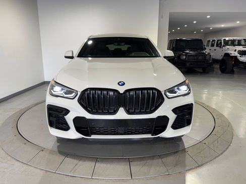 Used 2023 BMW X6 xDrive40i w/ M Sport Package AWD/4WD image 6
