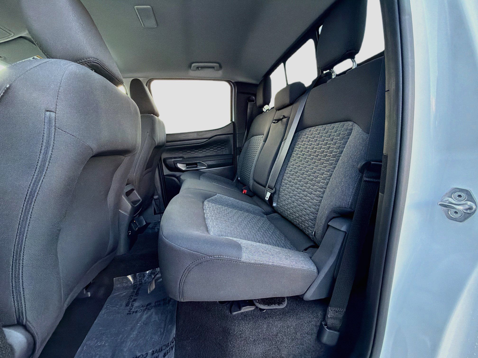 Used 2025 Ford Ranger XLT w/ Black Appearance Package RWD image 18
