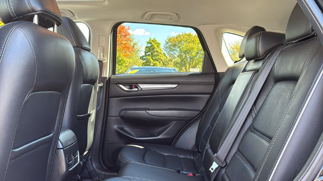Used 2025 MAZDA CX-5 AWD 2.5 S w/ Preferred Package image 21