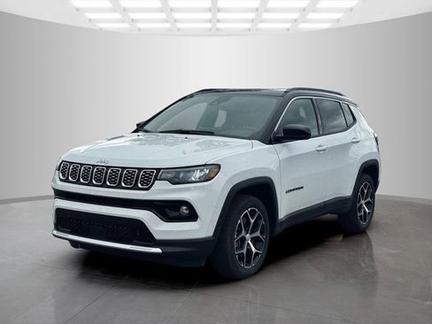 Certified 2024 Jeep Compass Limited AWD/4WD image 3