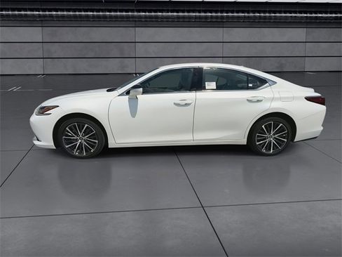 New 2025 Lexus ES 350 w/ Premium Package image 5