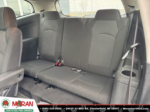Used 2015 Chevrolet Traverse LT image 25