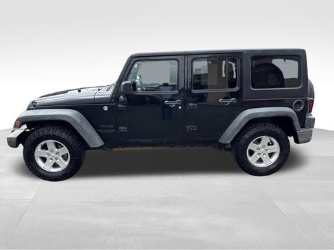 Used 2015 Jeep Wrangler Unlimited Sport w/ Quick Order Package 24S AWD/4WD image 2