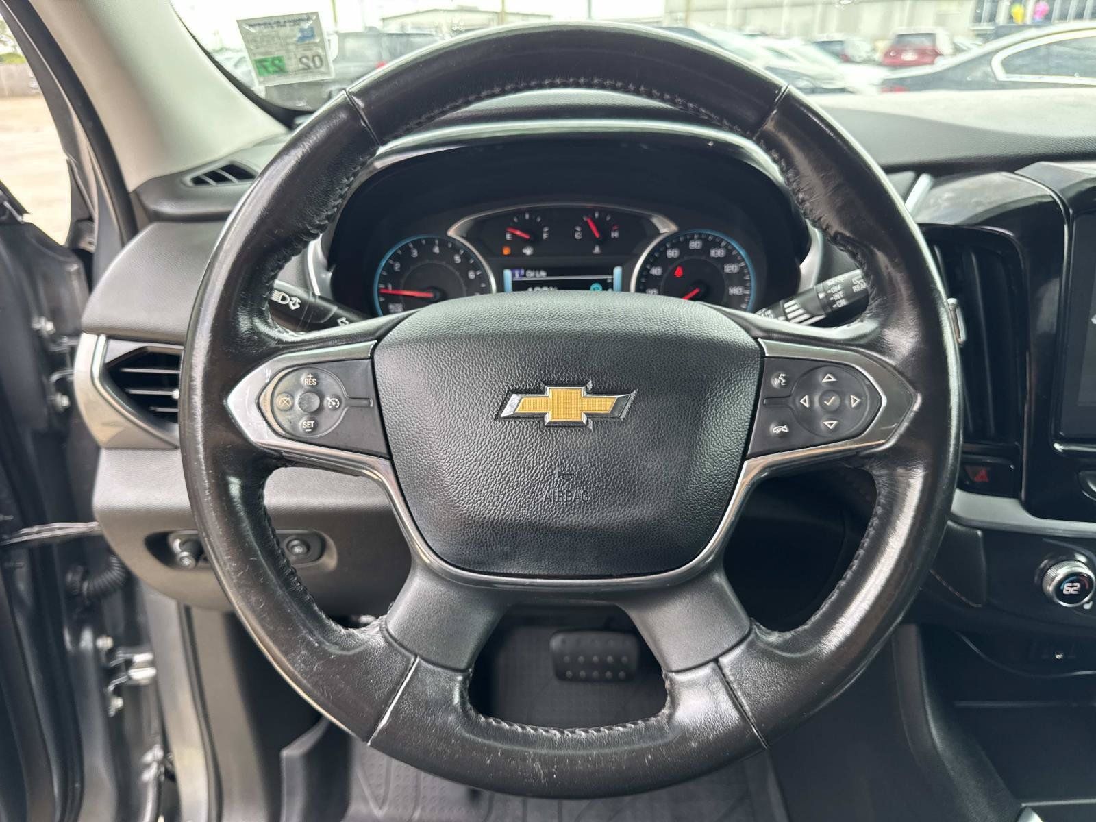Used 2019 Chevrolet Traverse LT w/ LPO, Floor Liner Package FWD image 21