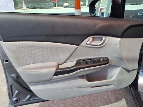 Used 2014 Honda Civic LX image 12