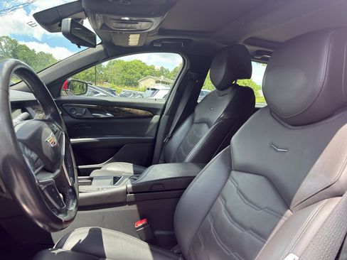 Used 2018 Cadillac CT6 Luxury RWD image 7