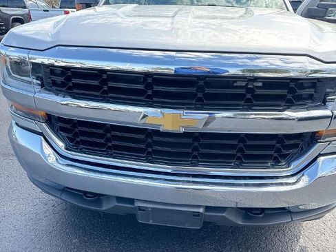 Certified 2018 Chevrolet Silverado 1500 LT w/ Trailering Package image 30