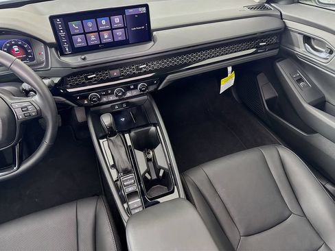 Used 2026 Honda Accord EX-L image 28