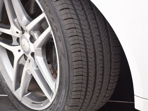 Used 2015 Mercedes-Benz E 400 Cabriolet image 31