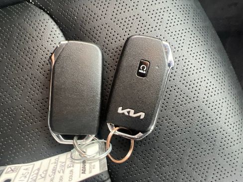 Used 2022 Kia Sorento S AWD/4WD image 25