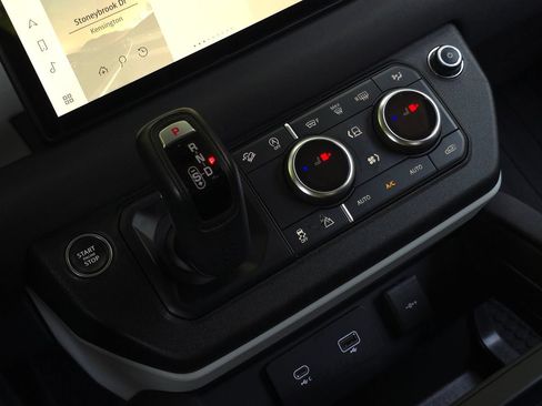 Used 2023 Land Rover Defender 90 S AWD/4WD image 47