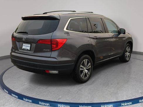 Used 2017 Honda Pilot EX image 6