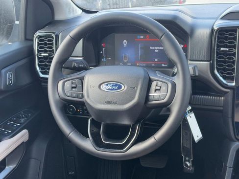 New 2025 Ford Ranger XLT w/ FX4 Off-Road Package image 7