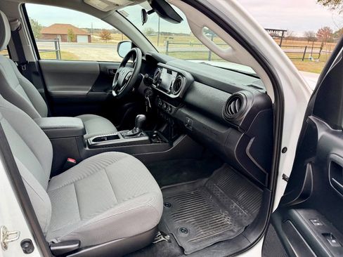Used 2021 Toyota Tacoma SR image 14