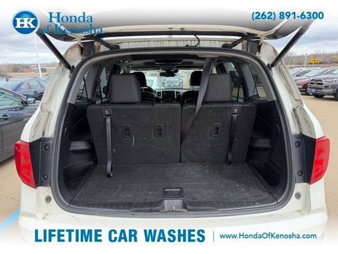 Used 2017 Honda Pilot Elite image 9