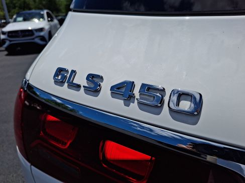 Certified 2025 Mercedes-Benz GLS 450 4MATIC image 33