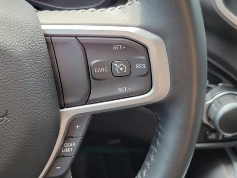 Used 2023 RAM 1500 Big Horn AWD/4WD image 18