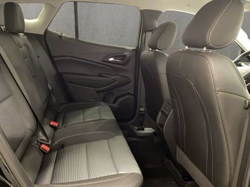 New 2026 Chevrolet Trax LT w/ Driver Confidence Package FWD image 27