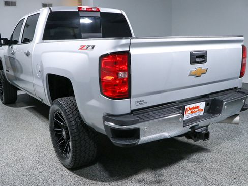 Used 2016 Chevrolet Silverado 2500 LTZ w/ Duramax Plus Package AWD/4WD image 9