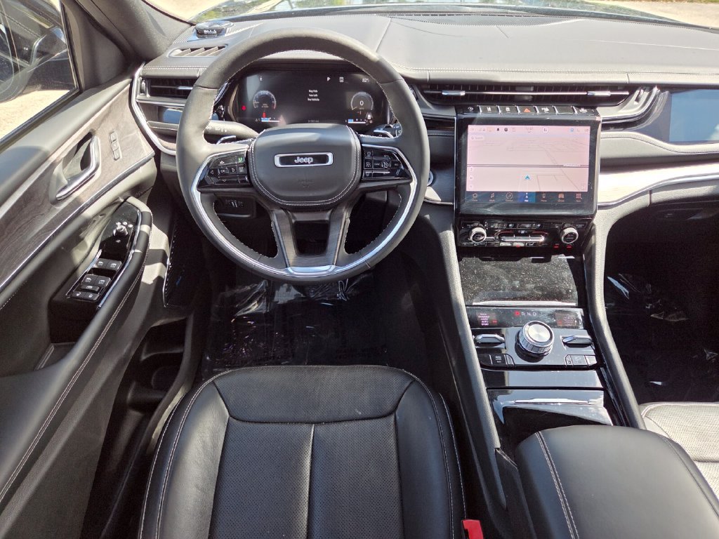Used 2023 Jeep Grand Cherokee L Overland AWD/4WD image 28