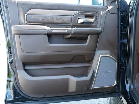 Used 2025 RAM 2500 Limited AWD/4WD image 16