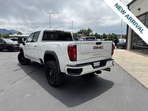 Used 2022 GMC Sierra 3500 Denali w/ Technology Package AWD/4WD image 5
