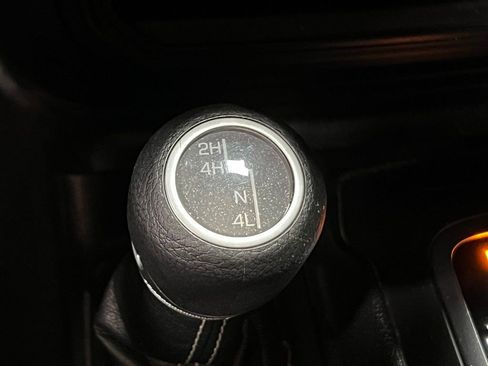 Used 2020 Jeep Wrangler Unlimited Sahara image 33