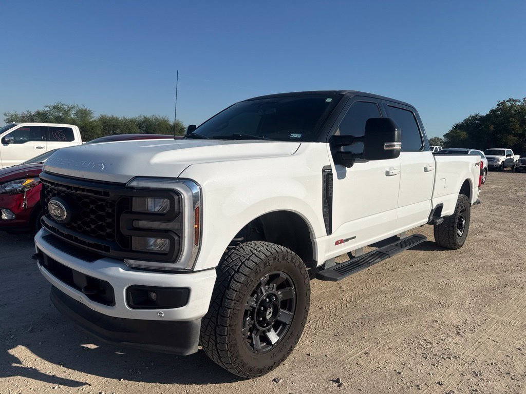 Used 2024 Ford F350 Lariat w/ Lariat Ultimate Package AWD/4WD image 1