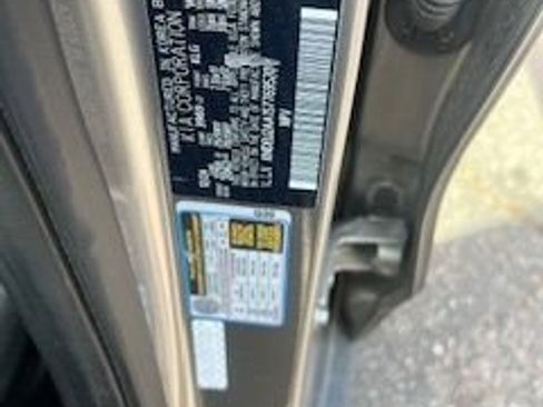 Used 2025 Kia Seltos S image 14