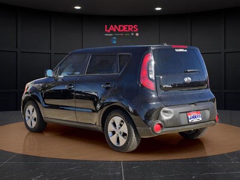 Used 2014 Kia Soul image 2