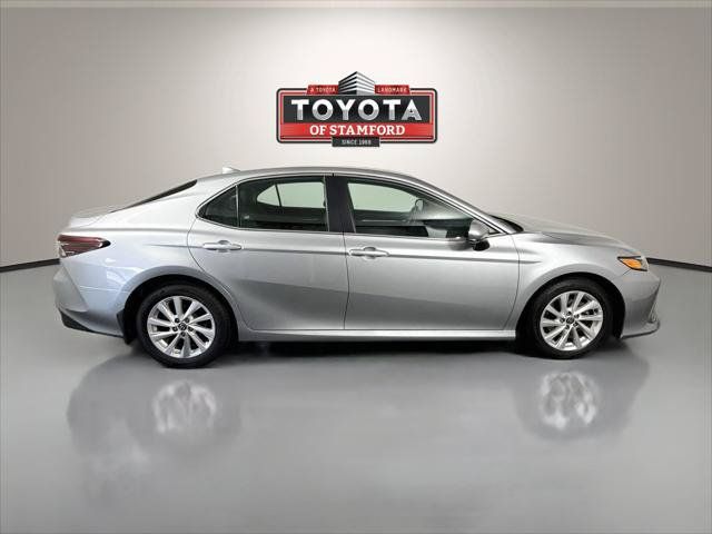 Certified 2022 Toyota Camry LE FWD image 8