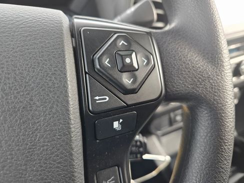 Used 2023 Toyota Tacoma SR image 29