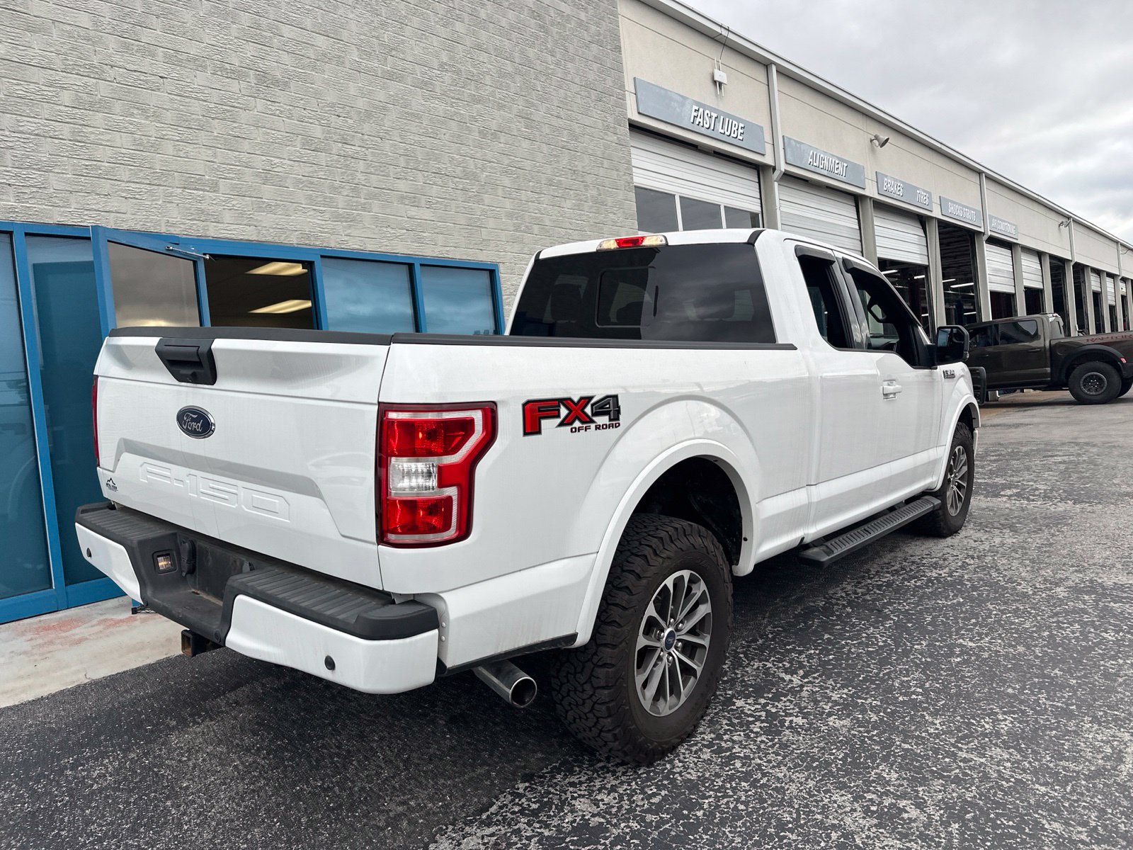 Used 2020 Ford F150 XLT w/ Equipment Group 302A Luxury AWD/4WD image 5