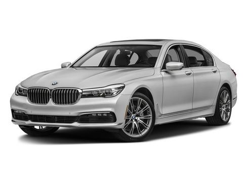 Used 2018 BMW 740i RWD image 1