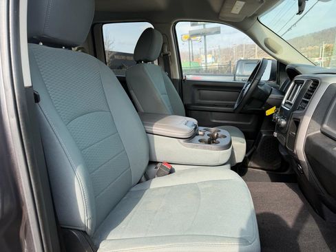 Used 2015 RAM 1500 Express image 22