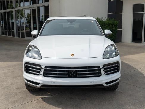 Used 2019 Porsche Cayenne E-Hybrid AWD/4WD image 2