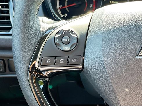 New 2025 Mitsubishi Outlander Sport SE image 31