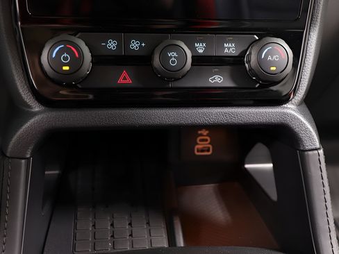 Used 2025 Ford Ranger Raptor AWD/4WD image 10