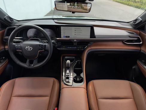 Certified 2025 Toyota Crown Signia w/ Advanced Technology Package AWD/4WD image 12