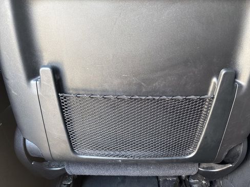 Used 2019 Jeep Grand Cherokee Altitude image 23