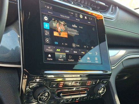 Used 2023 Jeep Grand Cherokee Altitude image 24