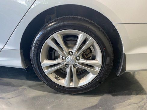 Used 2019 Hyundai Sonata SEL w/ Tech Package 02 FWD image 11