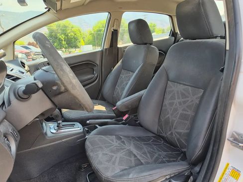 Used 2012 Ford Fiesta SE FWD image 21
