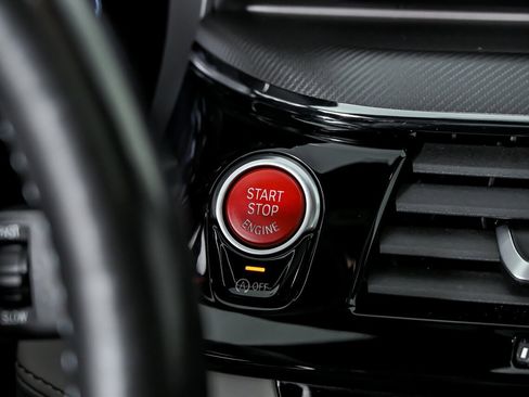 Used 2023 BMW M5 w/ Competition Package image 32