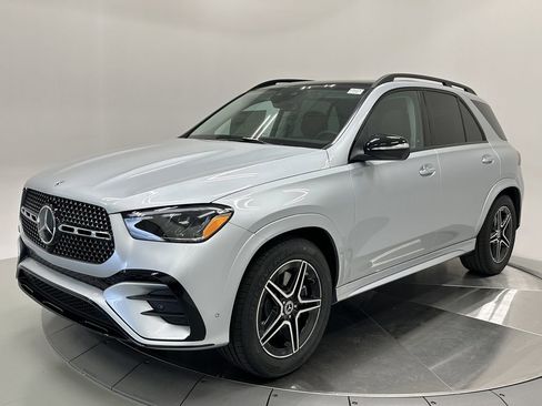 New 2026 Mercedes-Benz GLE 450 4MATIC image 3